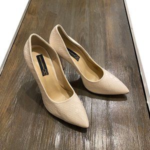 Women Shoes, Cream